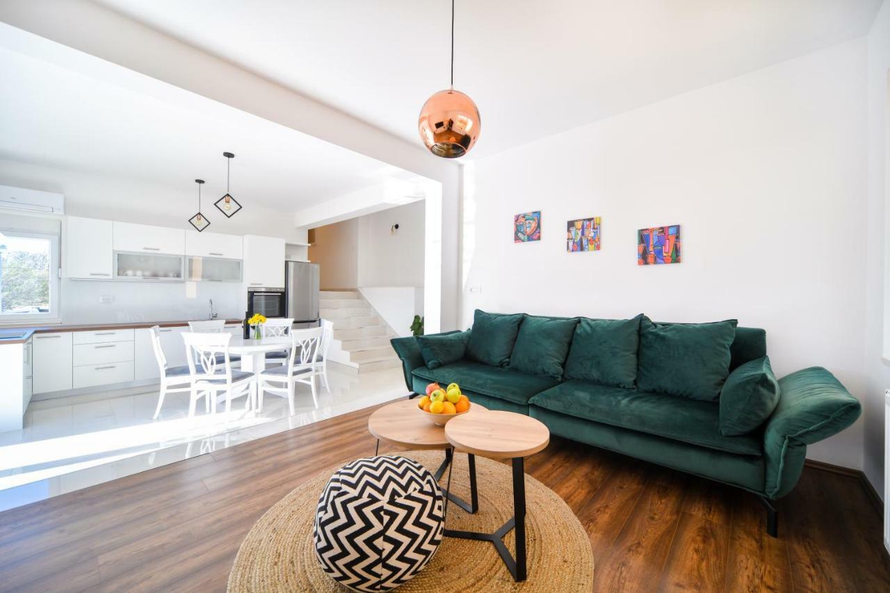 Apartman Space Ražanac Kültér fotó